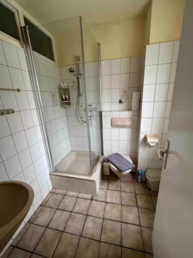 Zimmer In Koeln Dış mekan fotoğraf
